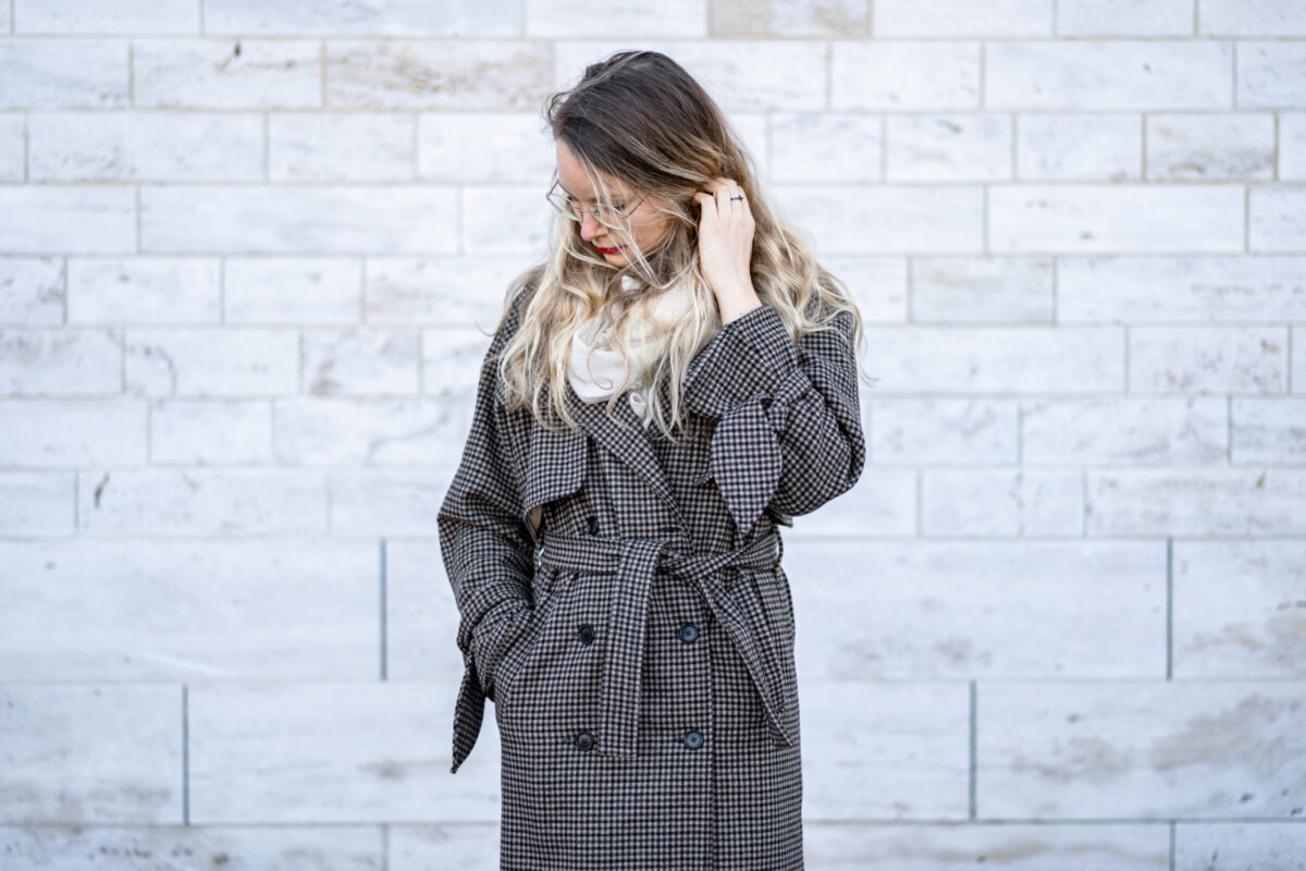 trench hendricks make my lemonade