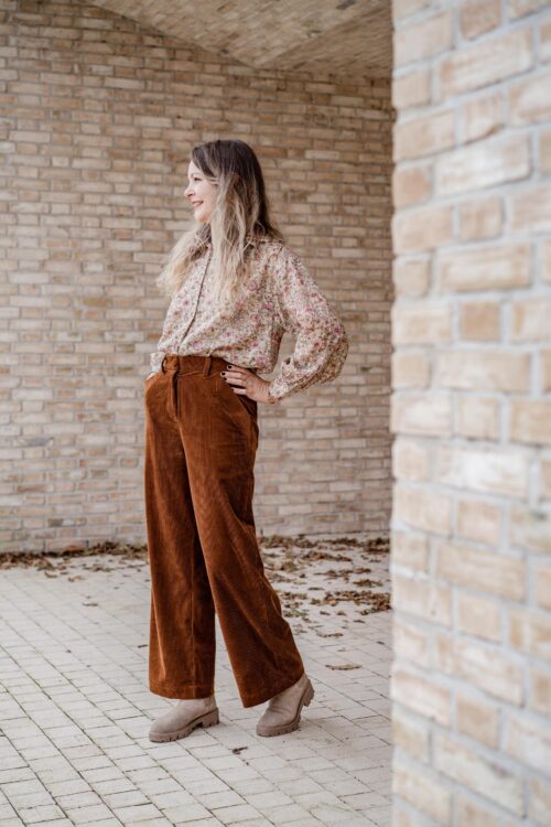 Patron pochette couture pantalon femme pratique et moderne