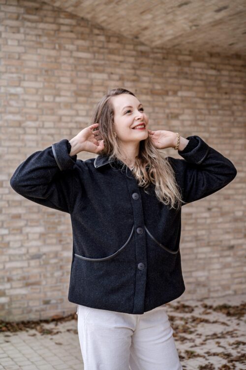 Patron pochette manteau court femme en lainage tendance