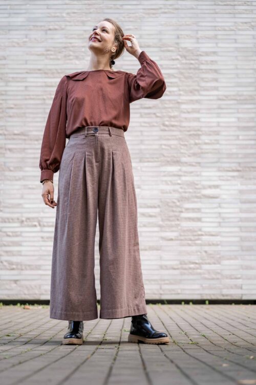 Patron de couture ASTAU, pantalon large à plis type jupe culotte.