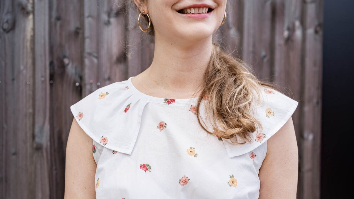 patron de blouse sans manche réalisé avec le patron de la blouse oyana atelier brizane